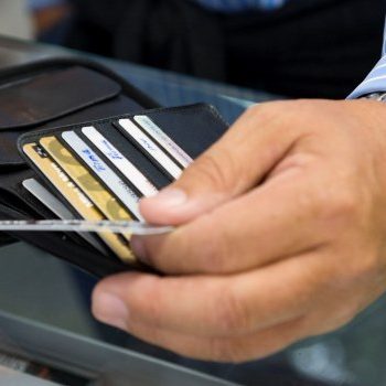 εισοδήματα