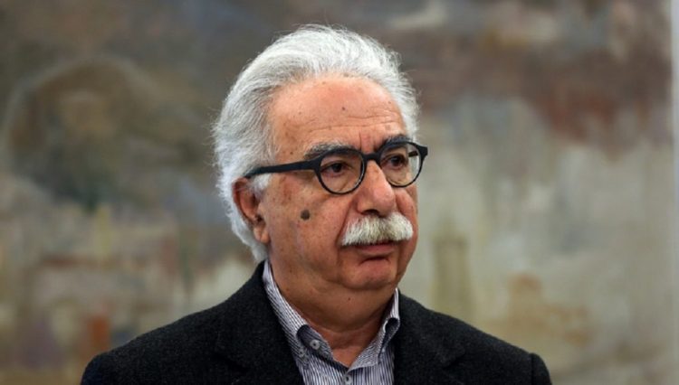 Ο υπουργός Παιδείας, Έρευνας και Θρησκευμάτων Κωνσταντίνος Γαβρόγλου κάνει δηλώσεις μετά την υπογραφή Μνημονίου Συναντίληψης μεταξύ του υπουργείου Παιδείας , του Εβραϊκού Μουσείου Ελλάδος και του Yad Vashem στο Υπουργείο Παιδείας, Πέμπτη 26 Ιανουαρίου 2017. ΑΠΕ-ΜΠΕ/ΑΠΕ-ΜΠΕ/ΑΛΕΞΑΝΔΡΟΣ ΒΛΑΧΟΣ