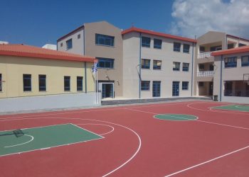 Πως θα γίνουν φέτος οι εγγραφές και οι μεταγραφές μαθητών στα Λύκεια