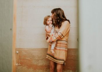 Πόσο δύσκολο είναι να είσαι γονιός χωρίς καμιά βοήθεια από πουθενά