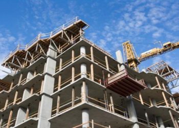 Αττική και Κρήτη στήριξαν την οικοδομή στο δεκάμηνο του 2019