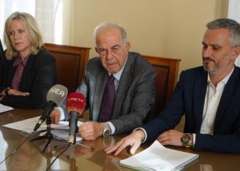 Λαμπρινός: «Το έργο του Κόλπου του Δερματά θα συνεχιστεί» (VIDEO)