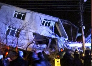 Σεισμός στην Τουρκία: Νεκροί, τραυματίες και ανυπολόγιστες ζημιές