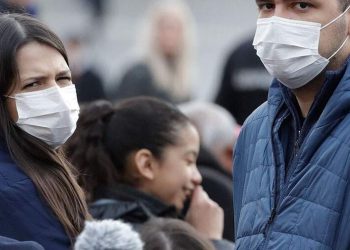 Νέες οδηγίες για τη χρήση μάσκας – Ποιοι πρέπει να τις φορούν