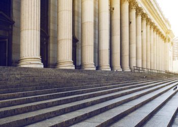 Yποτροφίες από το Ίδρυμα Παιδείας και Ευρωπαϊκού Πολιτισμού