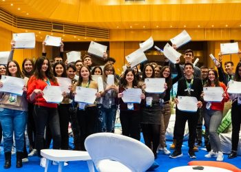 Cosmote: 36 πρωτοετείς φοιτητές στο Πρόγραμμα Υποτροφιών