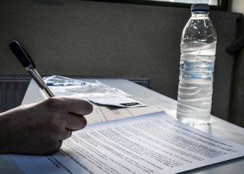 Αλλαγές στις πανελλαδικές εξετάσεις- Το σχέδιο για «ψαλίδι» σε εισακτέους και μετεγγραφές