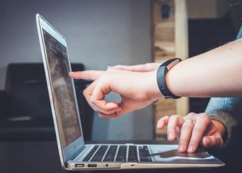 Είσαι άνεργος; Με ποιο τρόπο θα δεις αν δικαιούσαι επίδομα έως 720 ευρώ