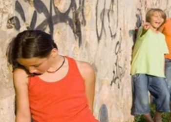 Το ΥΠΑΙΘ θα είναι αμείλικτο ενάντια σε φαινόμενα σχολικού εκφοβισμού και βίαιης συμπεριφοράς στο σχολείο