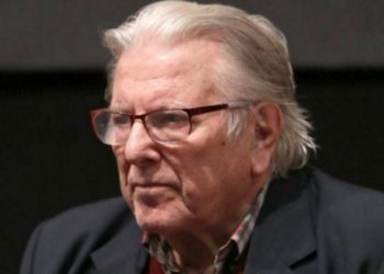 Εσπευσμένα στο νοσοκομείο ο Κώστας Βουτσάς (VIDEO)