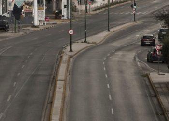 Απαγόρευση κυκλοφορίας: Κι άλλα μέτρα στο συρτάρι για την πανδημία