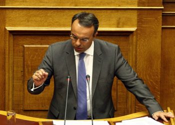 Σταϊκούρας: Ζητά αναστολή δόσεων έως Σεπτέμβριο για συνεπείς δανειολήπτες