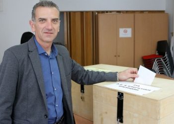 Μεγάλος νικητής των εκλογών ο Μπάμπης Λεκάκης