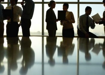 Voucher ΤΠΕ: Νέα αναστολή προγραμμάτων κατάρτισης – Προώθηση στην Απασχόληση άνεργων 25 έως 29 ετών και άνεργων ηλικίας 30 έως 45