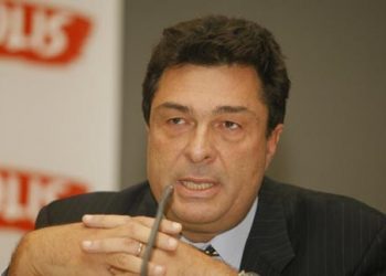 Θετικός στον κορωνοϊό και ο δημοσιογράφος Αλέξης Παπαχελάς