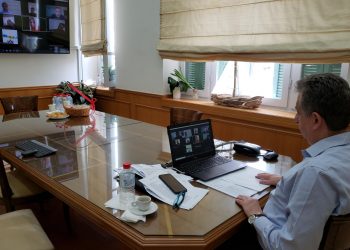 Στο επίκεντρο τα προβλήματα του επισιτισμού: Τηλεδιάσκεψη με εκπροσώπους των εργαζομένων του κλάδου  στο νησί