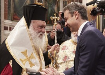 Επικοινωνία Μητσοτάκη – Ιερώνυμου: Το «ευχαριστώ» στην εκκλησία