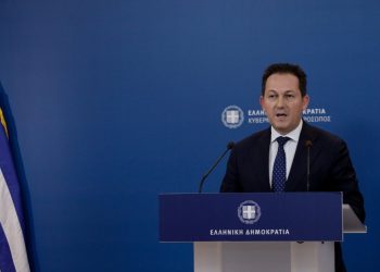 «Κρίσιμος ο Απρίλιος για τον κορωνοϊό»