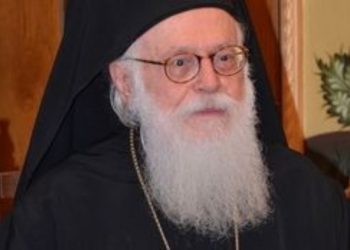 Αναστάσιος: Να μετατρέψουν οι πιστοί τα σπίτια σε ναούς για το Πάσχα