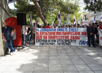 Βγήκαν στους δρόμους οι ξενοδοχοϋπάλληλοι του Νομού Ηρακλείου (φωτογραφίες)