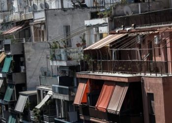 Μέτρα για τον κορωνοϊό: Μείωση ενοικίων κατά 40% και τον Μάιο