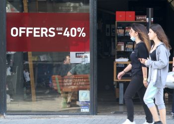 Πώς «κύλησε» η πρώτη μέρα λειτουργίας για την αγορά του Ηρακλείου – Τι ζητούν οι έμποροι (φωτογραφίες)