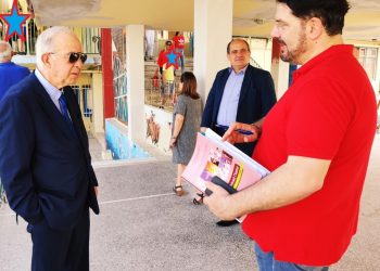 Στο 4ο Γυμνάσιο και στο 4ο Λύκειο ο Δήμαρχος Ηρακλείου