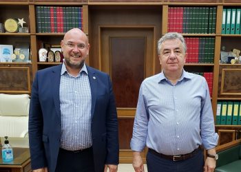 19 καινούρια ασθενοφόρα και ΙΧ ενισχύουν το ΕΚΑΒ στα ορεινά της Κρήτης