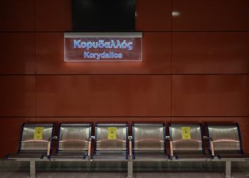 Άνοιξαν τις πύλες τους οι τρεις νέοι σταθμοί του μετρό