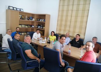 Συνάντηση Αντιπεριφερειάρχη Ηρακλείου με τους εκπροσώπους των σωματείων ταξί