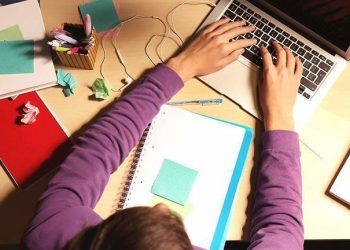 Θέλουν την εξ’ αποστάσεως διδασκαλία οι φοιτητές