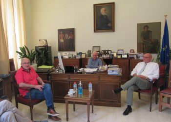 Με τον υποψήφιο Πρύτανη του Πανεπιστημίου Κρήτης και τους υποψήφιους Αντιπρυτάνεις συναντήθηκε ο Δήμαρχος Ηρακλείου