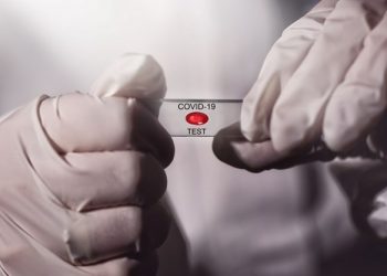 ΠΟΕΔΗΝ: «Να αποζημιώνονται οι εξετάσεις για τον κορονοϊό από τον ΕΟΠΥΥ»