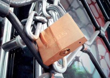 Νέο "σφράγισμα" επιχείρησης για συνωστισμό και όρθιους πελάτες