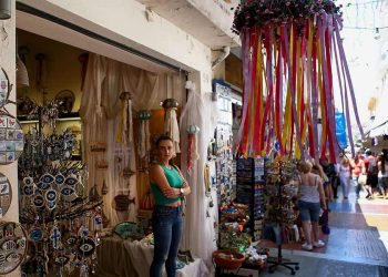 Νέο πακέτο 4,5 δισ. στήριξης της οικονομίας το φθινόπωρο