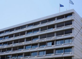 ΥΠΟΙΚ: Με τα 2,7 δισ. από το πρόγραμμα SURE θα καλυφθούν μέτρα διατήρησης των θέσεων απασχόλησης