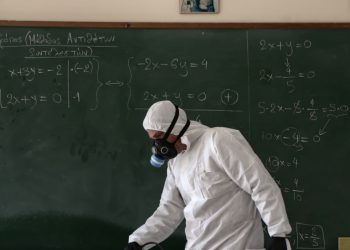 Σύψας: Έρχεται το δεύτερο κύμα – Τελευταία θα κλείσουν τα σχολεία