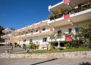 Προληπτικοί έλεγχοι σε όλες τις Μονάδες Φροντίδας Ηλικιωμένων