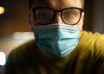 Μάσκα και γυαλιά στο σχολεία – Πως συνδυάζονται