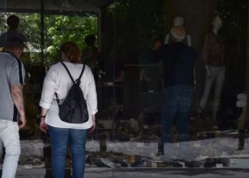 Μείωση ενοικίου για επιχειρήσεις που πλήττονται από τον κορωνοϊό και για εργαζόμενους