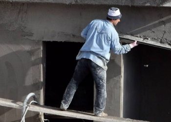 Ηράκλειο: Στο πλευρό των εργαζομένων στην Υγεία, οι οικοδόμοι