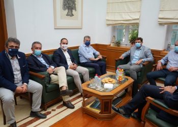 Θέματα Αυτοδιοίκησης και ανάπτυξης της Κρήτης στο επίκεντρο συνάντησης