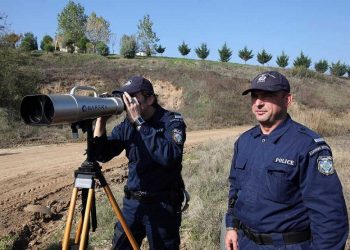 Την πρόσληψη άλλων 800 συνοριοφυλάκων στη βόρεια Ελλάδα, ανακοίνωσε ο Χρυσοχοΐδης