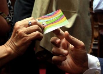 ΟΠΕΚΑ: Πράσινο φως για την πληρωμή του ΚΕΑ