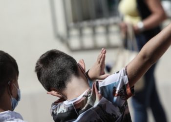 Ενας μήνας ανοιχτά σχολεία