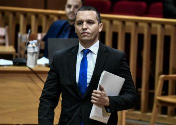 Ο Δήμος Αθηναίων σφράγισε τα γραφεία του Κασιδιάρη