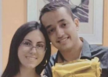 Σεισμός στην Σάμο: Ραγίζει καρδιές ο πυροσβέστης που βρήκε νεκρά τα παιδιά (VIDEO)