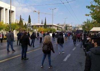Πολυτεχνείο: Το ΚΚΕ έκανε πορεία έξω από την αμερικάνικη πρεσβεία (VIDEO)