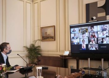 Μητσοτάκης: Στόχος να σώσουμε τα Χριστούγεννα