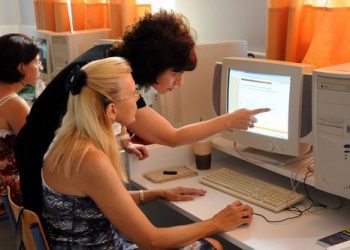 «Kαταστροφική η μείωση της εισφοράς ΛΑΕΚ»: Επιστολή του Παν. Συλλόγου Κέντρων Επαγγ. Κατάρτισης και Κέντρων Δια Βίου Μάθησης